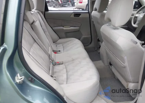 2010 Subaru Forester 2.5X из США, поврежденный, VIN JF2SH6BCXAH804810